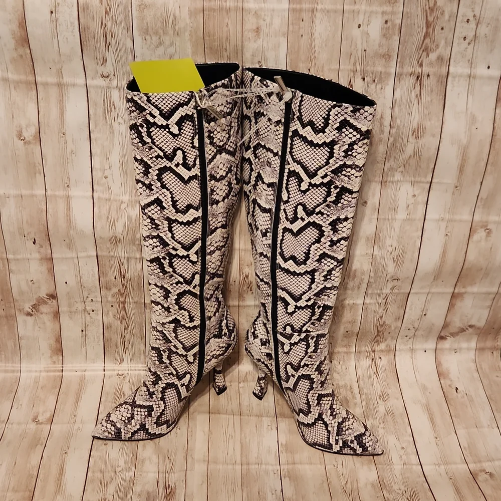 Gianni Bini Boots - Picture 5 of 6